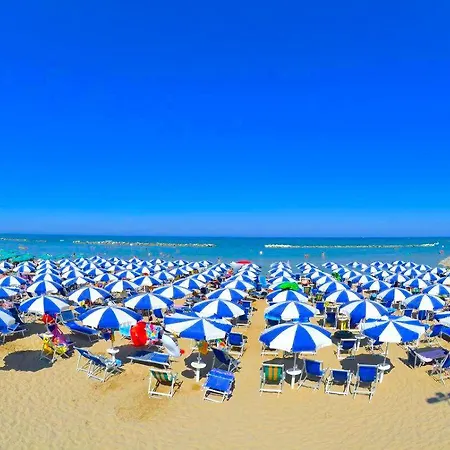 Hotell Club Hotel Le Nazioni Montesilvano Marina