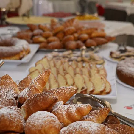 Club Le Nazioni Szálloda