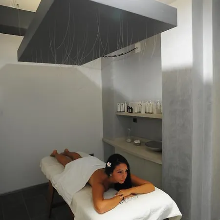 酒店 Club Le Nazioni 3*