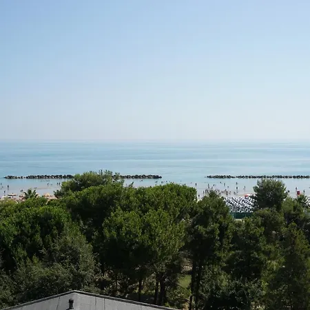 酒店 Club Le Nazioni 3*