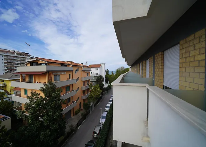 Club Le Nazioni Szálloda